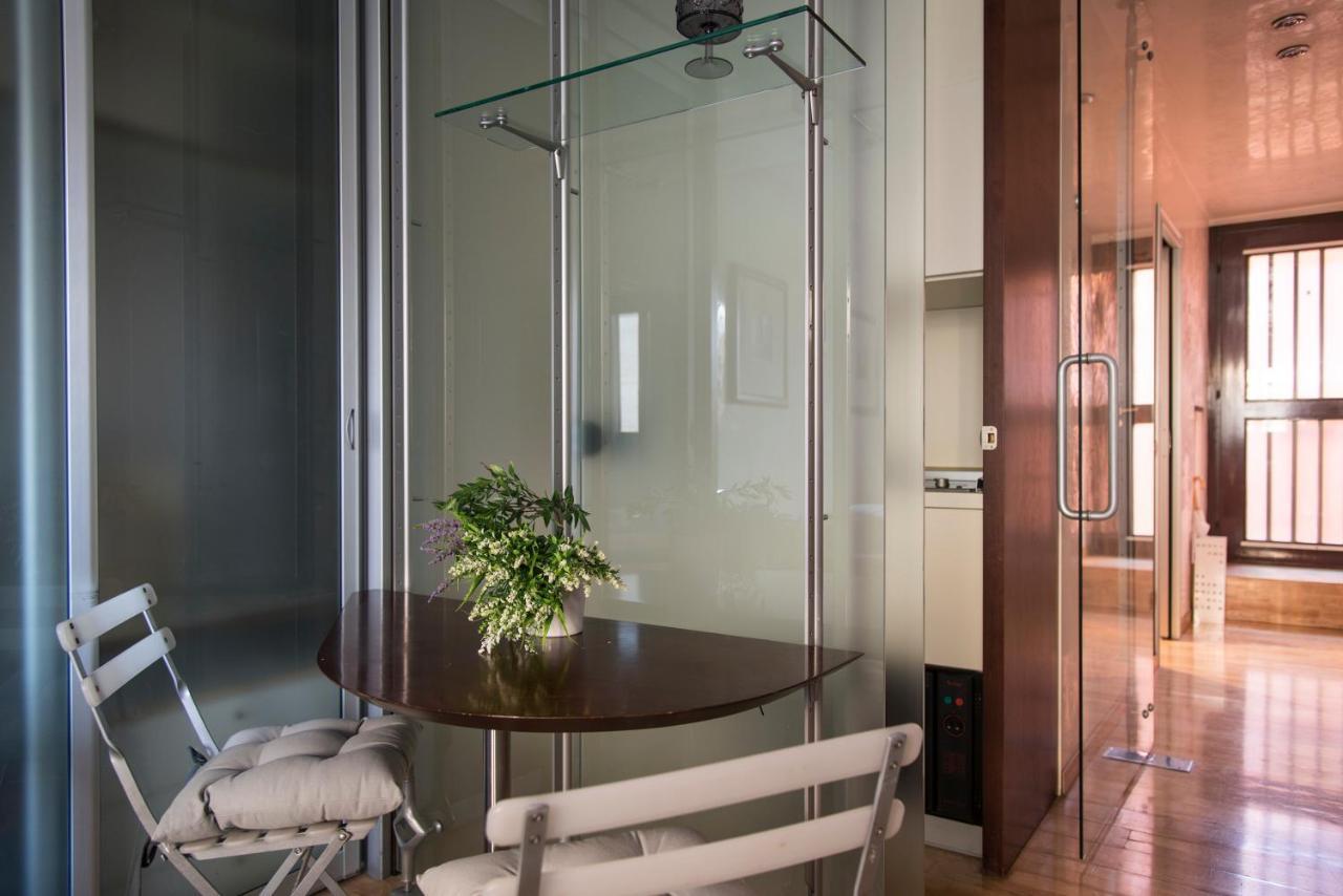 Youhosty - Duomo Studio Apartment Milan Exterior photo